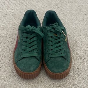 Puma Suede Low-Top Sneakers in Dark Green & Burgundy